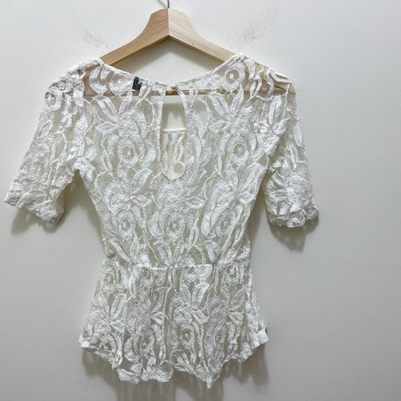 Eyeshadow Lace Peplum Top sz XS - Picture 8 of 12